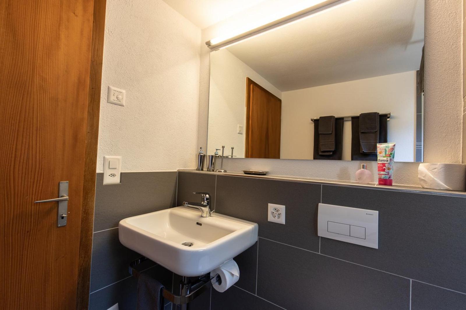 Chasa Gernet Buorcha Apartment Скуол Екстериор снимка